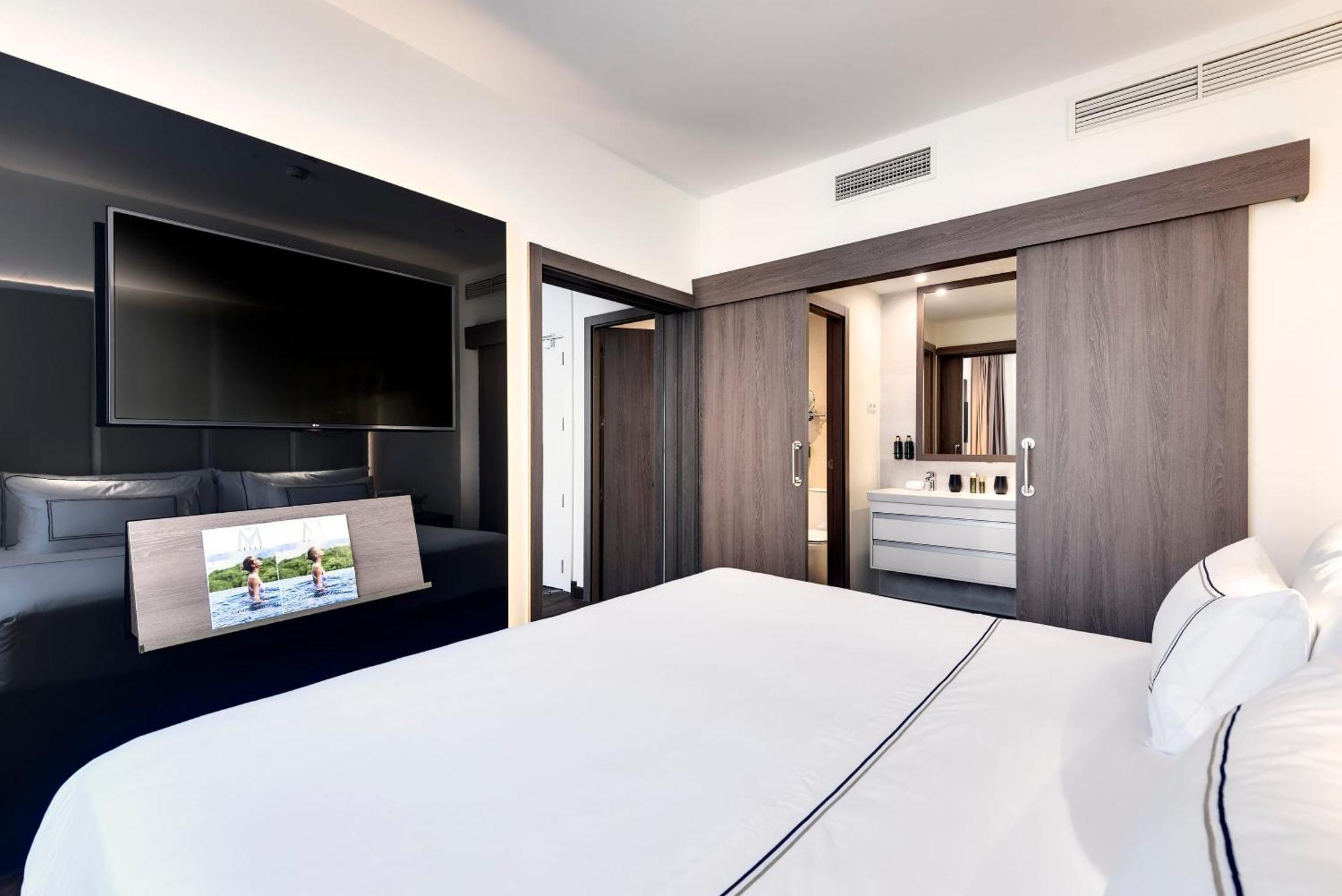 Melia Madrid Serrano — Foto 1